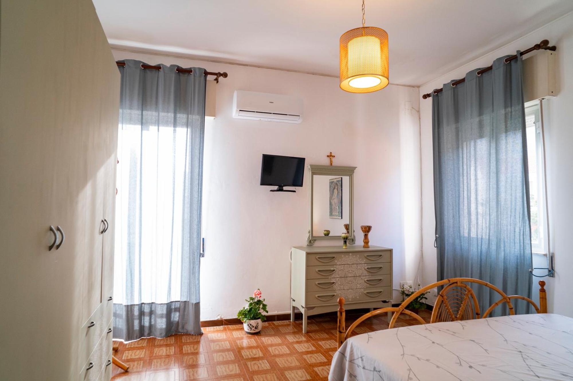 A Casa Di Mara Apartment Mondello Exterior photo