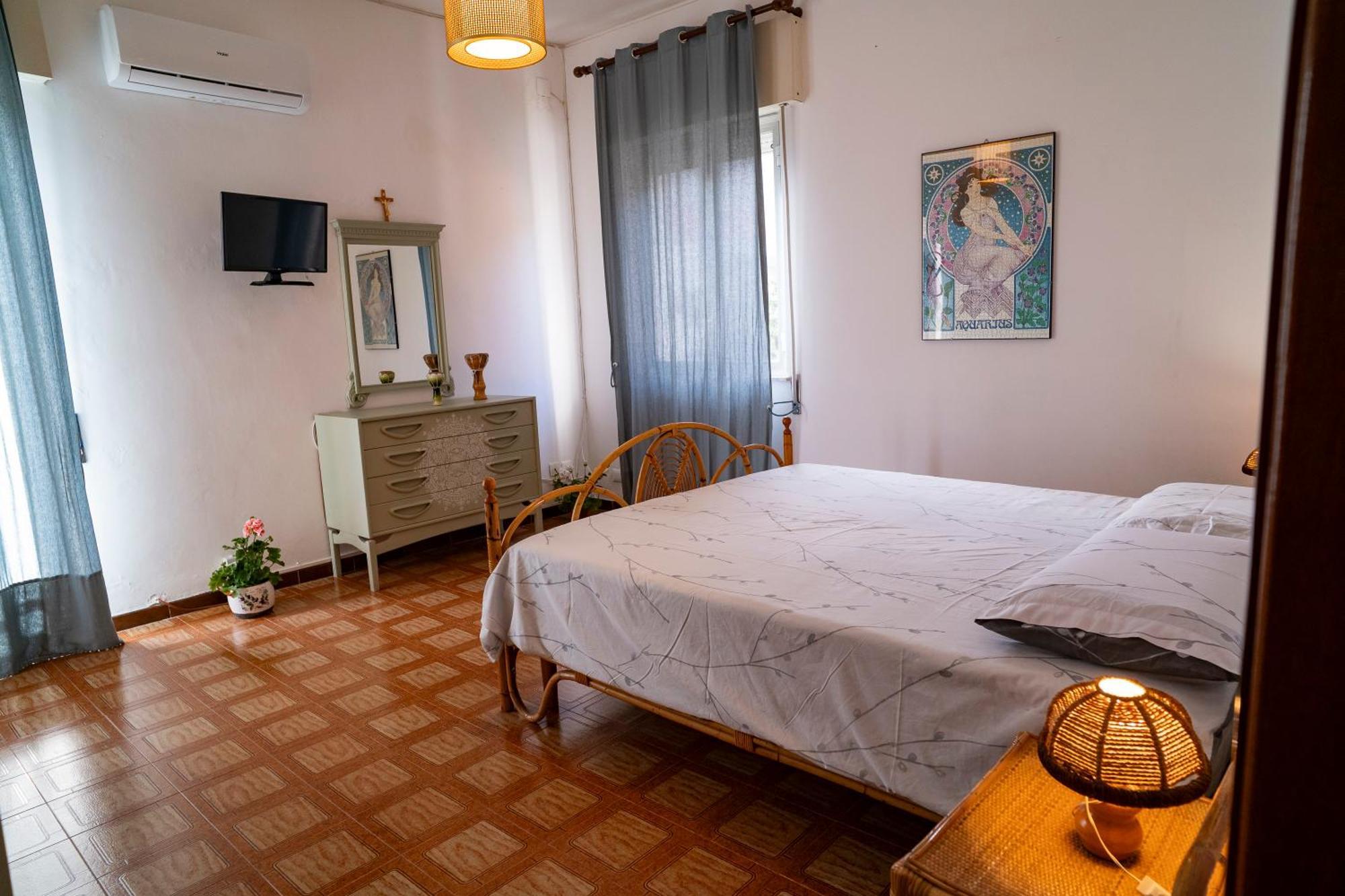 A Casa Di Mara Apartment Mondello Exterior photo